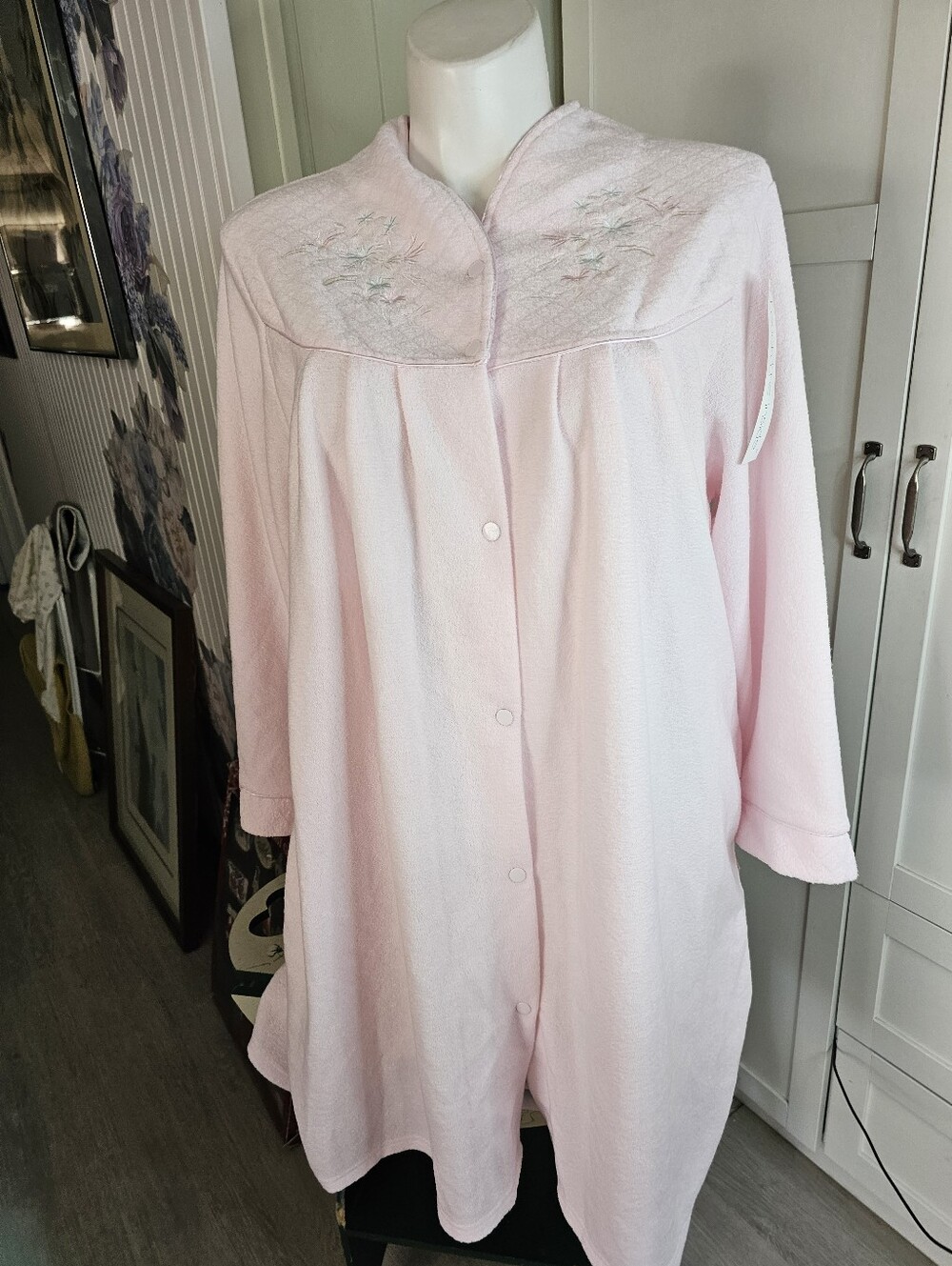 Miss Elaine XL Pink Terry Cloth Robe Lounger Embroidered Snap Front NWT Vintage